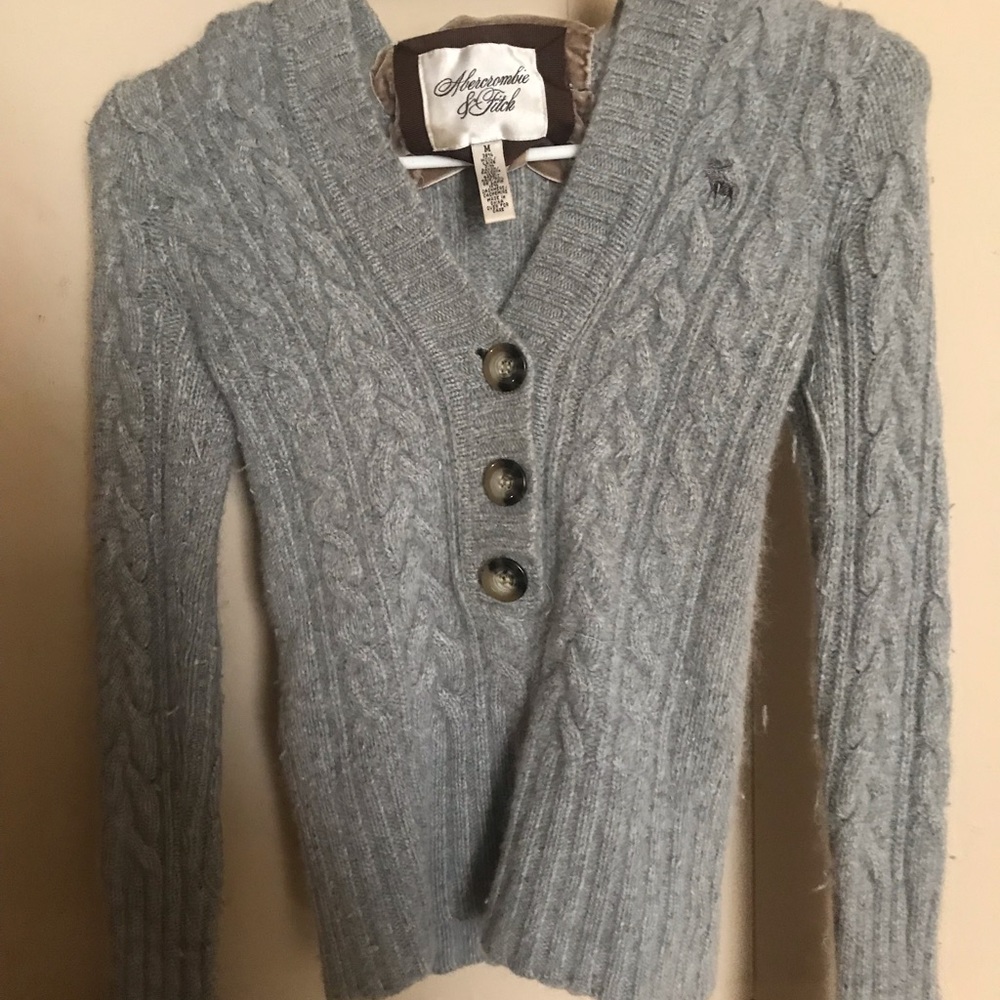 Abercrombie & Fitch Sweater